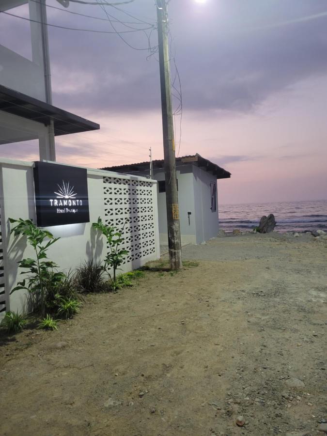 Tramonto Boutique Hotel La Ceiba Esterno foto